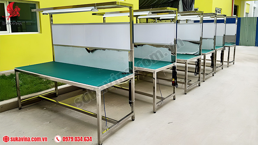 Bàn thao tác Inox
