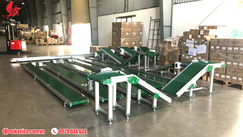 Băng chuyền tải PVC nâng hạ Băng chuyền tải PVC nâng hạ
