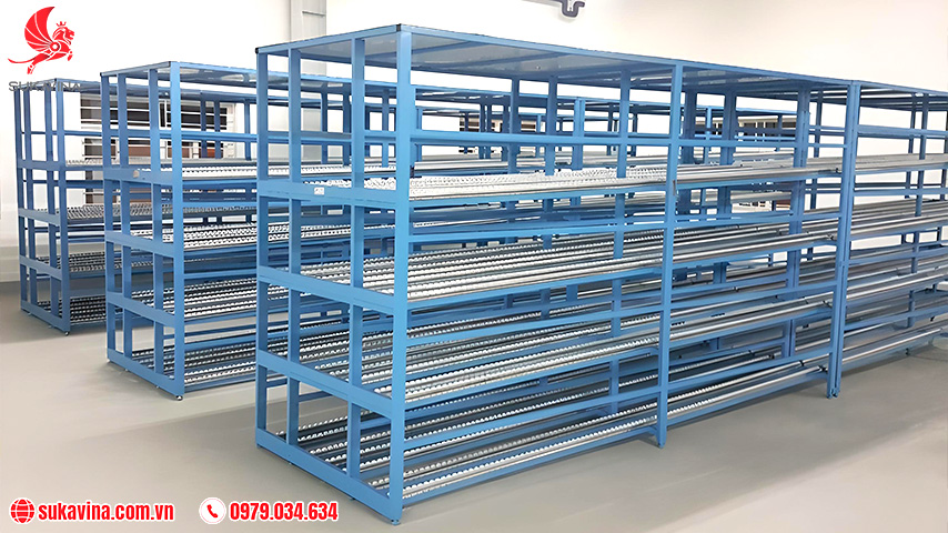 Industrial pallet racks