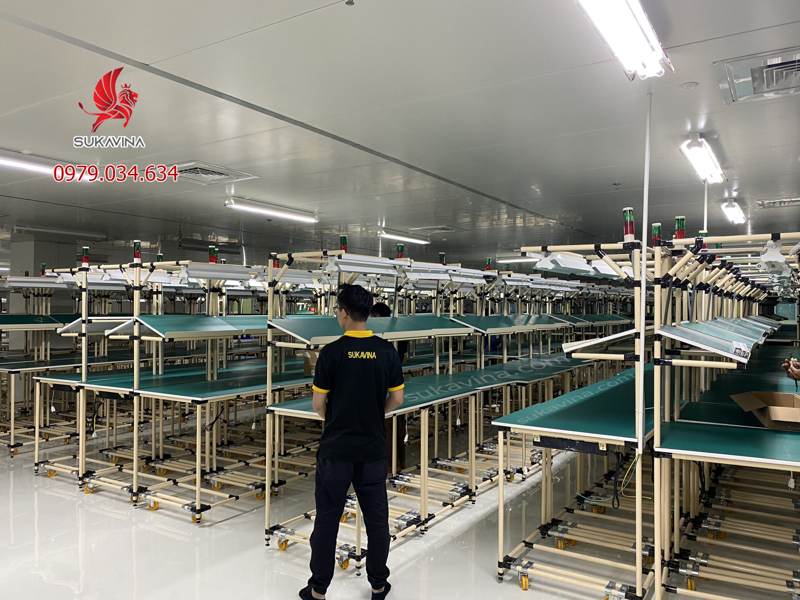 bàn thao tác công nghiệp